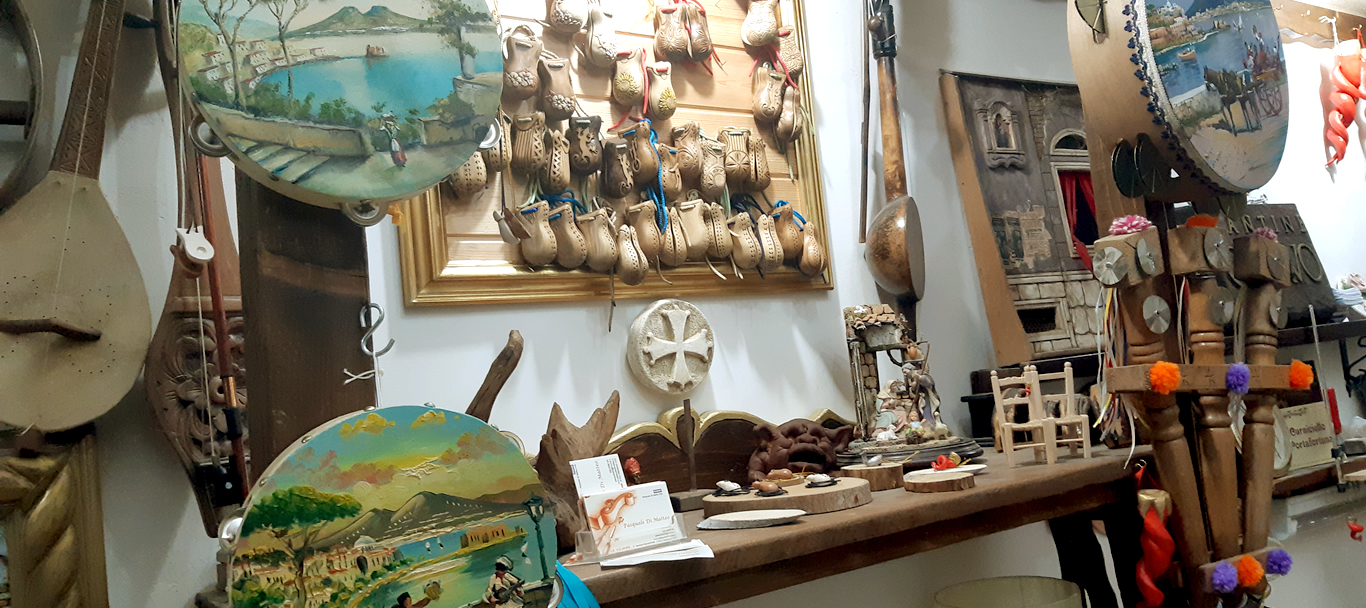 Artigiano del legno a Napoli, Pasquale di Matteo